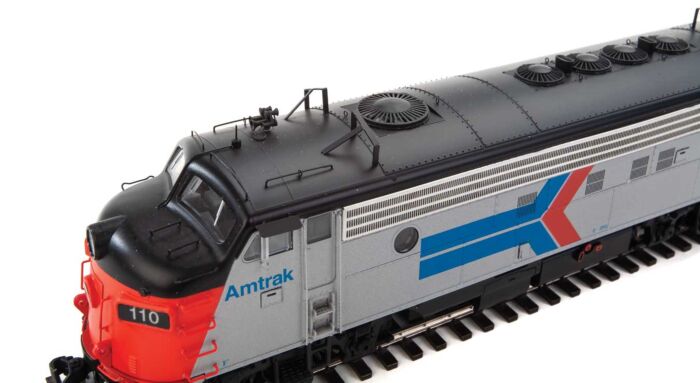 Walthers Proto 920-42513 HO Scale EMD FP7/F7B Diesel Amtrak Phase I AMTK 110/161 DCC Sound
