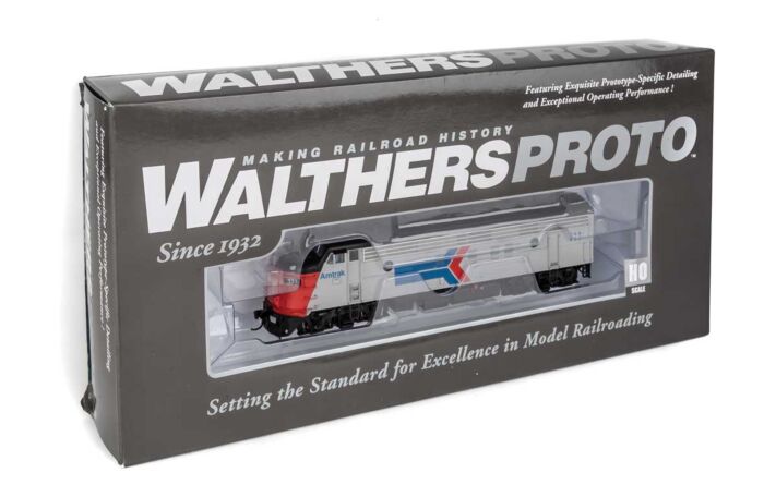 Walthers Proto 920-42514 HO Scale EMD FP7 Diesel Amtrak Phase I AMTK 111 DCC Sound