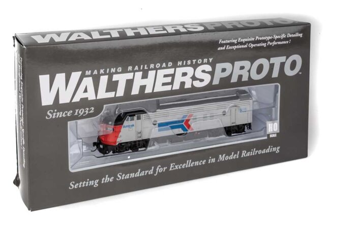 Walthers Proto 920-49515 HO Scale EMD FP7 Diesel Amtrak Phase I AMTK 116