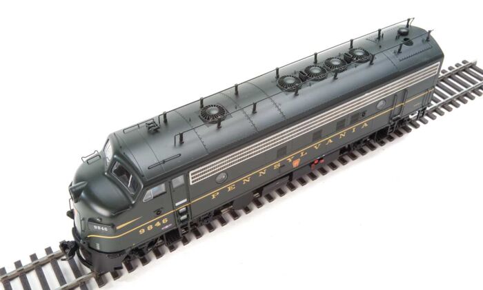 Walthers Proto 920-49516 HO Scale EMD FP7/FP7B Diesel Pennsylvania PRR 9846A/9846B