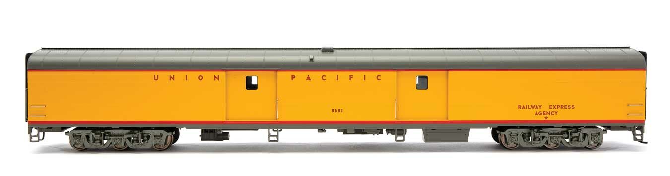 Walthers Proto 920-9840 HO Scale 85' ACF Baggage Car Union Pacific UP 5651 (Deluxe 1)