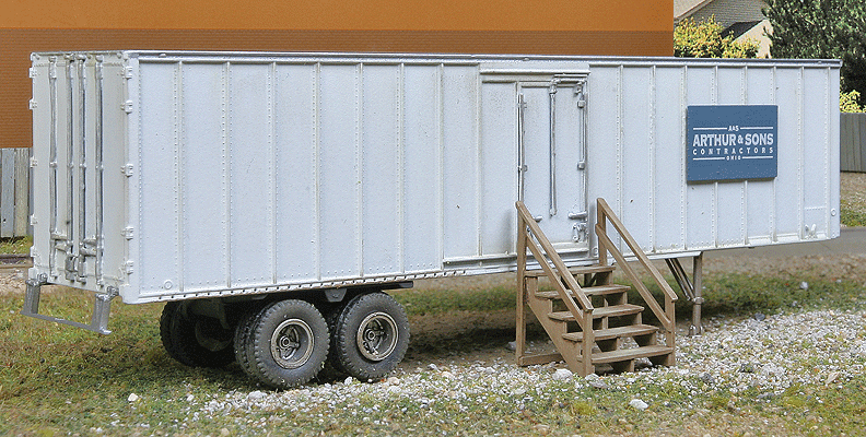Walthers SceneMaster 949-2901 HO Scale Mobile Construction Storage Trailer