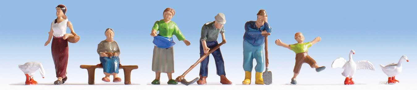 Walthers SceneMaster 949-6071 HO Scale Farmer Figures with Accessories 6 Pack