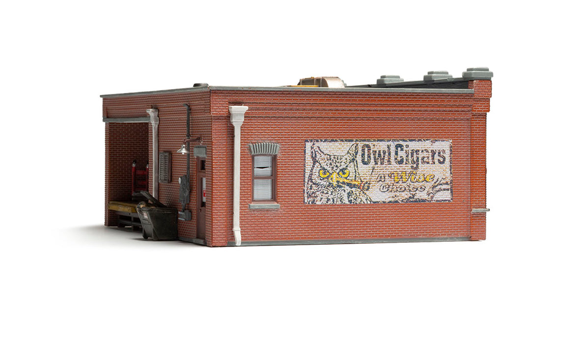 Woodland BR5069 HO Scale Built Up Structure Smith Brothers TV & Appliance Store