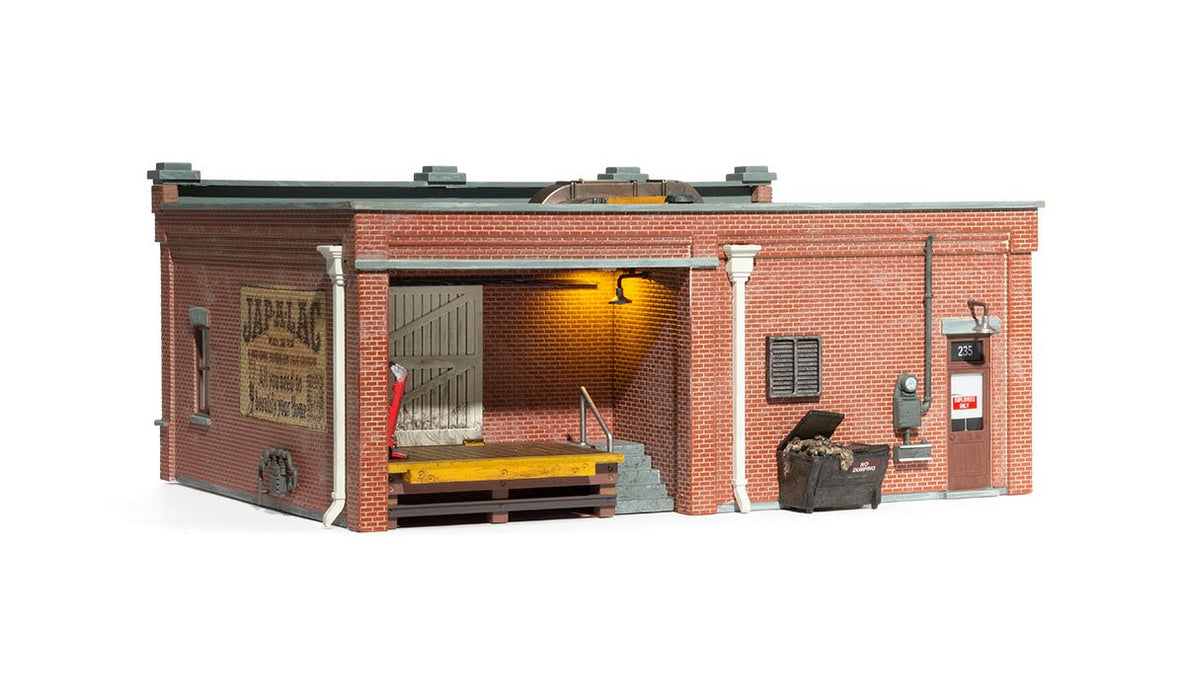Woodland BR5873 O Scale Built Up Structure Smith Brothers TV & Appliance Store