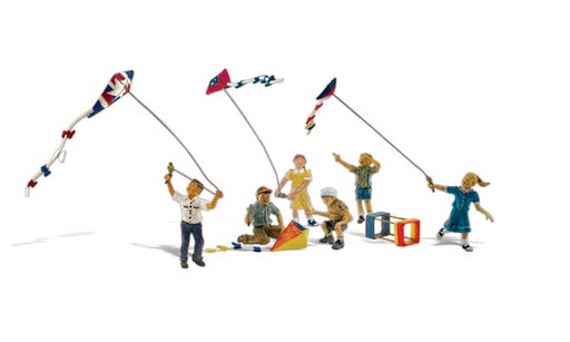 Woodland Scenics A1937 HO Scale Figures - Windy Day Play