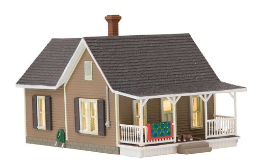 Woodland Scenics BR4926 N Scale Built Up Structure - Granny's House