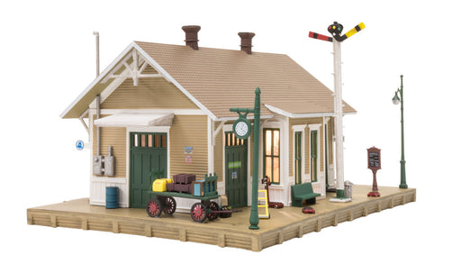Woodland Scenics BR4928 N Scale Built Up Structure - Dansbury Depot