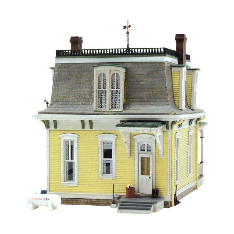 Woodland Scenics BR4939 N Scale Built Up Structure - Home Sweet Home