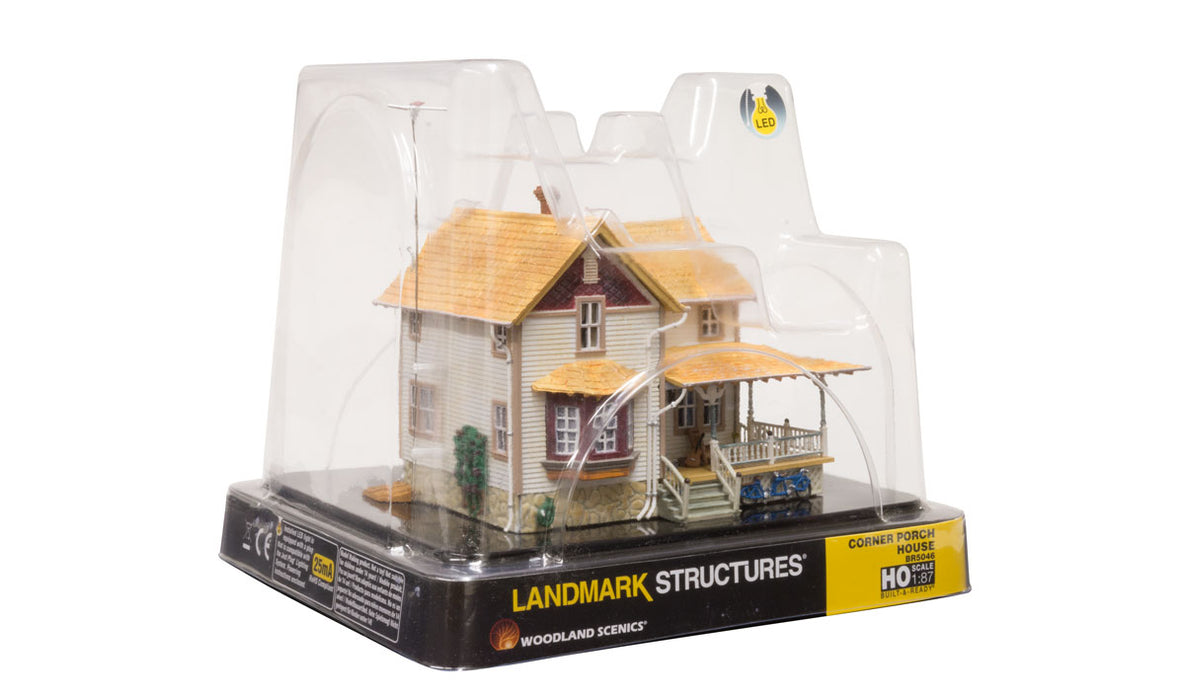 Woodland Scenics BR5046 HO Scale Built Up Structure - Corner Porch House